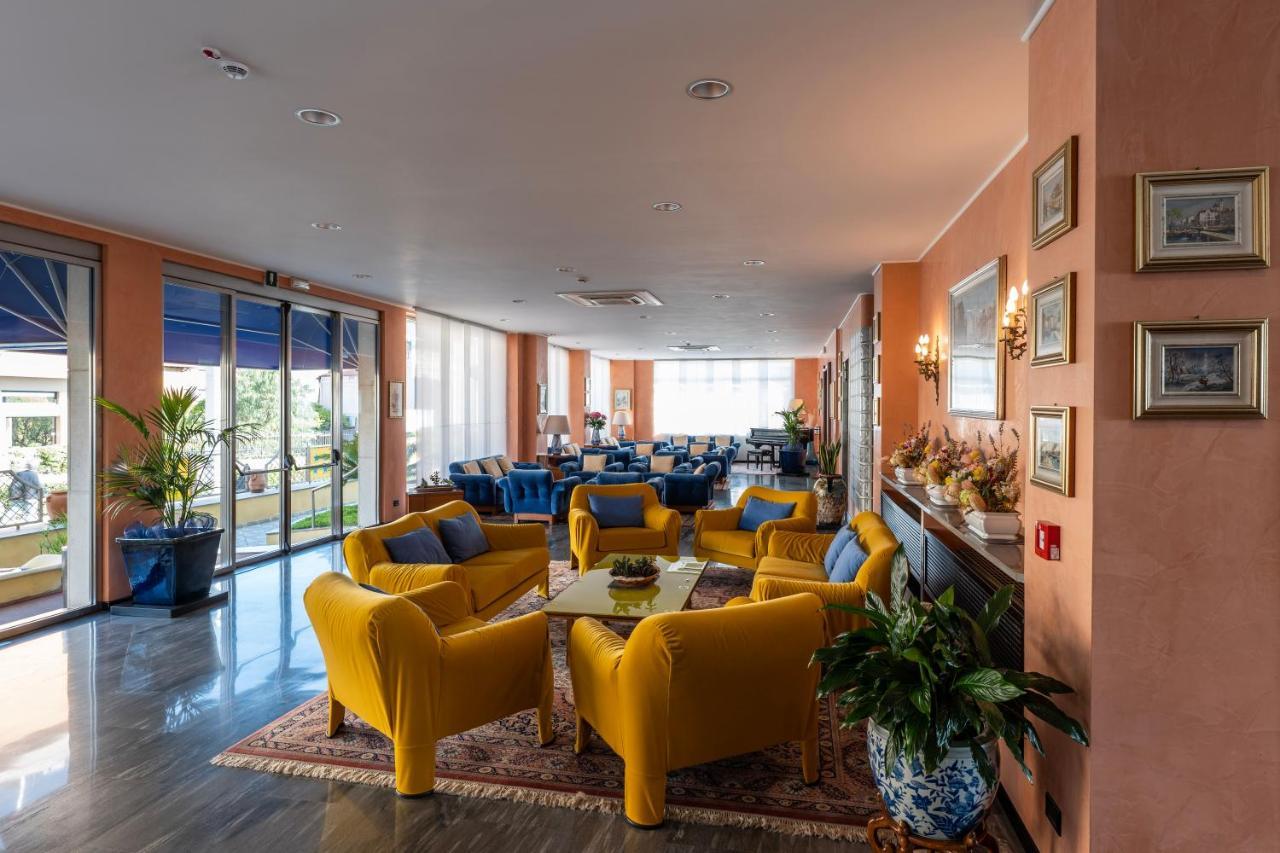 Hotel Bellevue Et Mediterranee Diano Marina Eksteriør bilde
