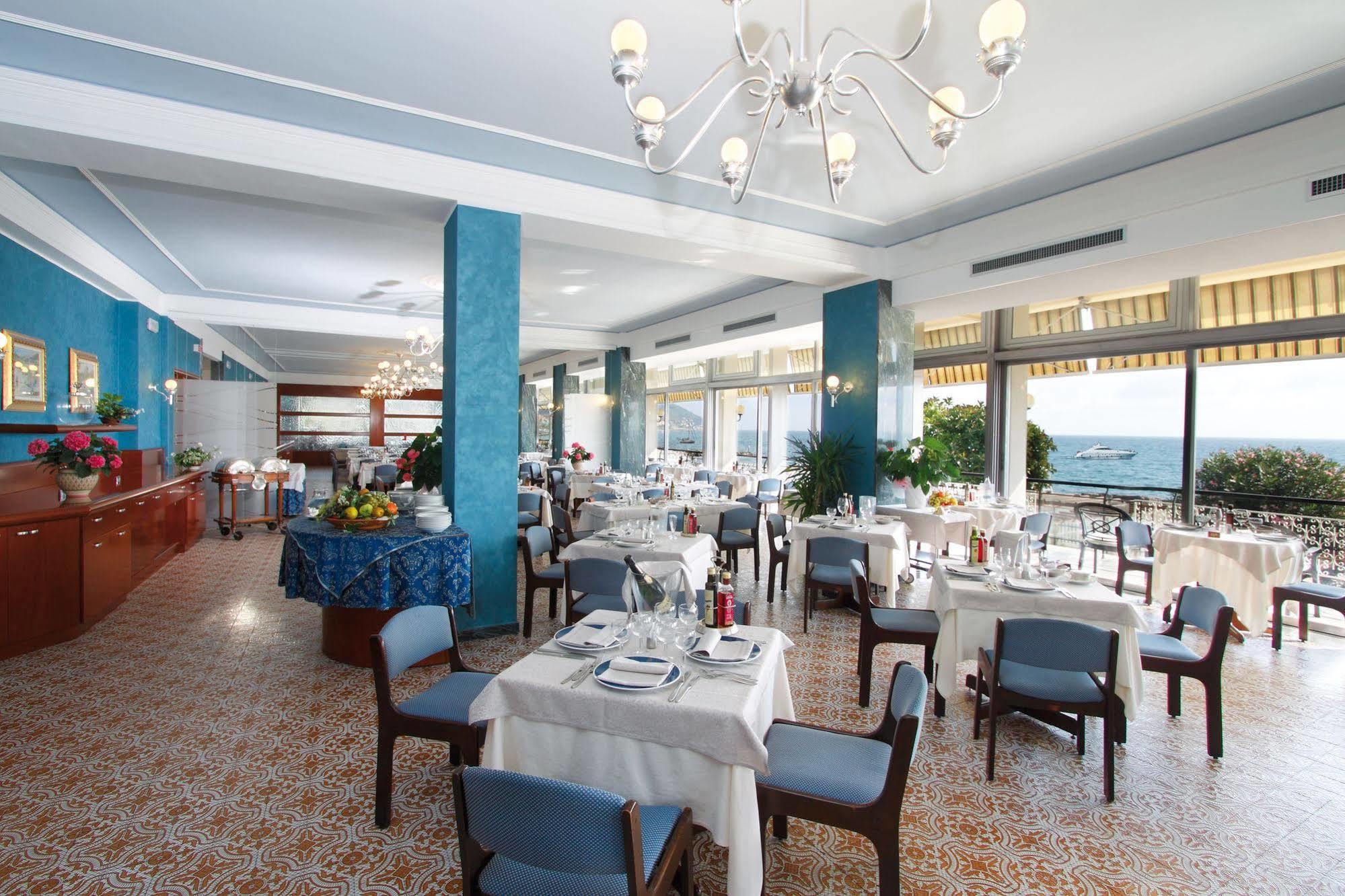 Hotel Bellevue Et Mediterranee Diano Marina Eksteriør bilde